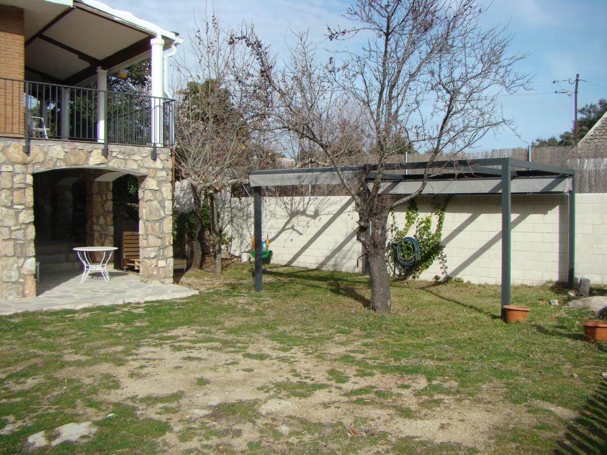 Chalet Con Piscina Y Bbq Para 10 Personas San Martín de Valdeiglesias Exteriör bild